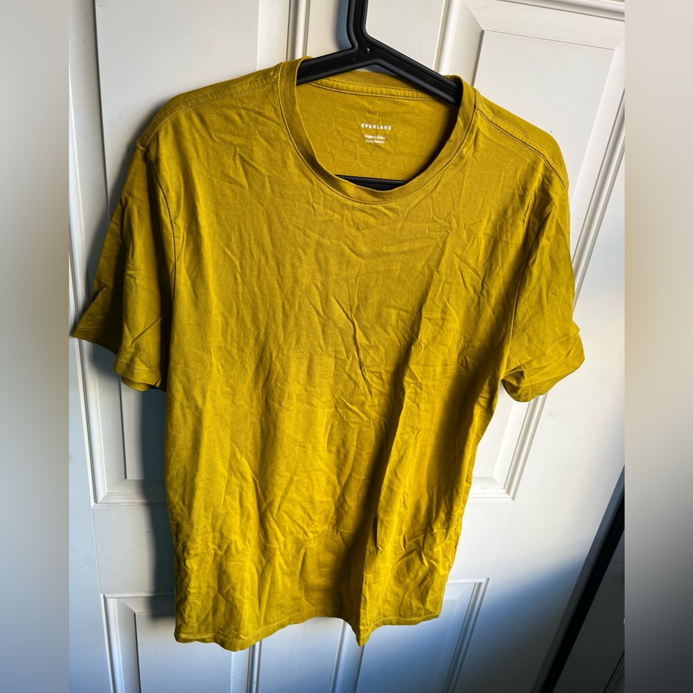 Everlane premium-weight crew tee